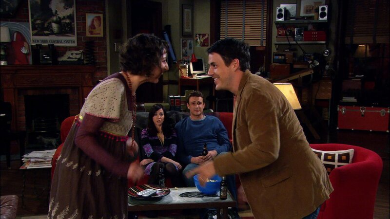 Marshall Eriksen (Jason Segel, hinten r.), Lily Aldrin (Alyson Hannigan, hinten l.) – Bild: 2007⁠–⁠2008 Twentieth Century Fox Film Corporation. All rights reserved