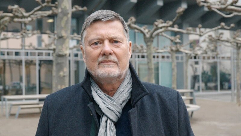 Russland führt nicht nur einen brutalen Angriffskrieg gegen die Ukraine, Putins Armee sorgt auch in Deutschland für Unruhe. Ob Hackerangriffe oder Doppelagenten beim Bundesnachrichtendienst – immer wieder führt die Spur nach Moskau. Je stärker der Druck auf Putins Regime wird, desto aggressiver geht er gegen vermeintliche Feinde vor. Die Dokumentation zeigt, wie sicher Deutschlands Infrastruktur vor einer möglichen russischen Sabotage ist. – Bild: RTL /​ Niko Karasek