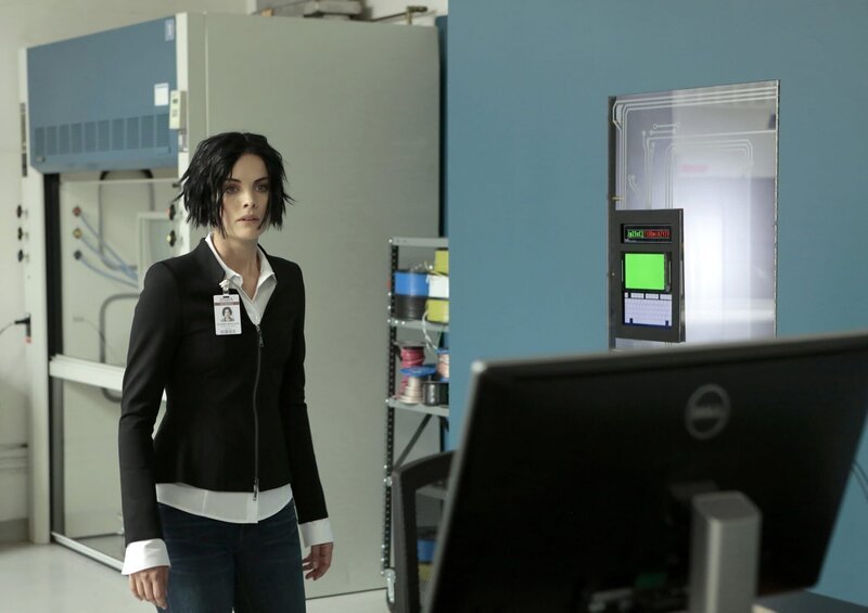 Jaimie Alexander (Jane Doe). – Bild: PLURIMEDIA (Warner Bros)