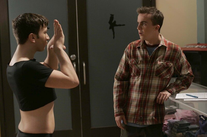 Dick (Ryan Raftery, l.) und Malcolm (Frankie Muniz) – Bild: ViacomCBS /​ Fox Broadcasting Co. /​ Saeed Adyani /​ FOX