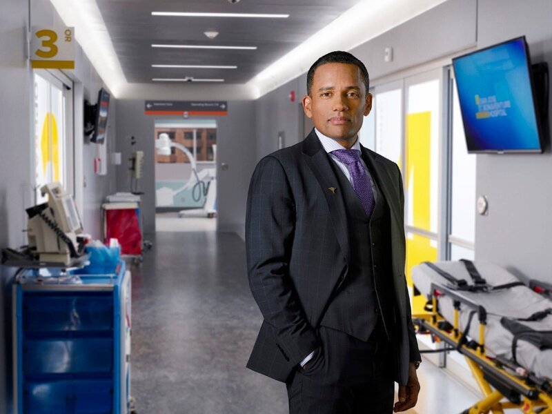 Dr. Marcus Andrews (Hill Harper) – Bild: VOXup