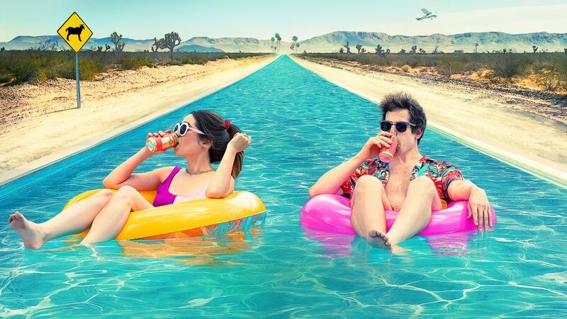 Als der sorglose Nyles (Andy Samberg) und die widerwillige Trauzeugin Sarah (Cristin Milioti) auf einer Hochzeit zufällig aufeinandertreffen, wird es kompliziert.. – Bild: Palm Springs Als der sorglose Nyles (Andy Samberg) und die widerwillige Trauzeugin Sarah (Cristin Milioti) auf einer Hochzeit zufällig aufeinandertreffen, wird es kompliziert.. – Bild: Palm Springs
