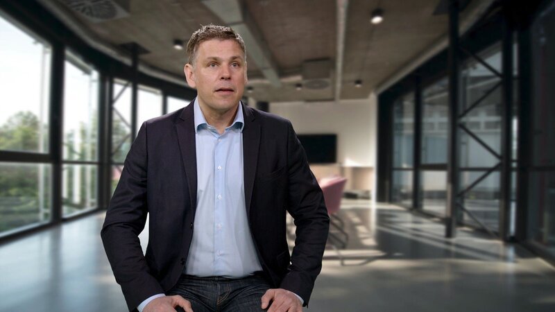 Der Rechtsmediziner Claas Buschmann. – Bild: RTL
