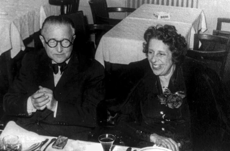 Ein Leben für den Film - Lotte Eisner – Bild: Ilona Grundmann Filmproduktion/​Cinémathèque française /​ Lotte Eisner mit dem Schauspieler, Regisseur und Drehbuchautor Fritz Lang, über den die Filmkritikerin und -historikerin in den 1970ern ein Buch verfasste