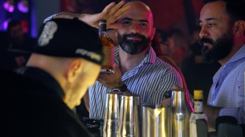 Party-Destination der arabischen Halbinsel: Der lockere Umgang mit Alkohol lockt an den Wochenenden zahllose Besucher nach Bahrain. – Bild: ZDF und Marc Sainsauve./Marc Sainsauve Party-Destination der arabischen Halbinsel: Der lockere Umgang mit Alkohol lockt an den Wochenenden zahllose Besucher nach Bahrain. – Bild: ZDF und Marc Sainsauve./Marc Sainsauve
