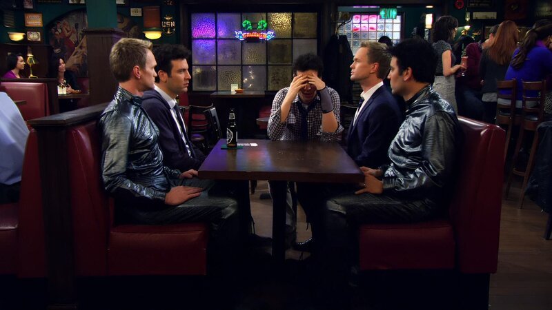L-R: Barney (Neil Patrick Harris) und Ted (Josh Radnor) – Bild: Courtesy of Warner Brothers