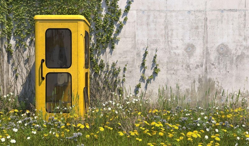 Die gelbe Telefonzelle – lange das Symbol für fernmündliche Kommunikation in die weite Welt. Mit dem Aufkommen von Mobiltelefonen hat das Ende der öffentlichen Fernsprechhäuschen begonnen. – Bild: ZDF und Alamy Stock Photo./​Alamy Stock Photo