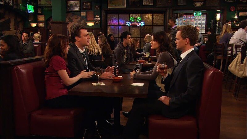 L-R: Lily, Marshall, Robin und Barney. – Bild: Courtesy of Warner Brothers