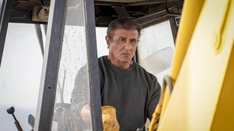 John Rambo (Sylvester Stallone) Die Verwendung des sendungsbezogenen Materials ist nur mit dem Hinweis und Verlinkung auf TVNOW gestattet. – Bild: TVNOW /​ (c) Leonine Studios.txt