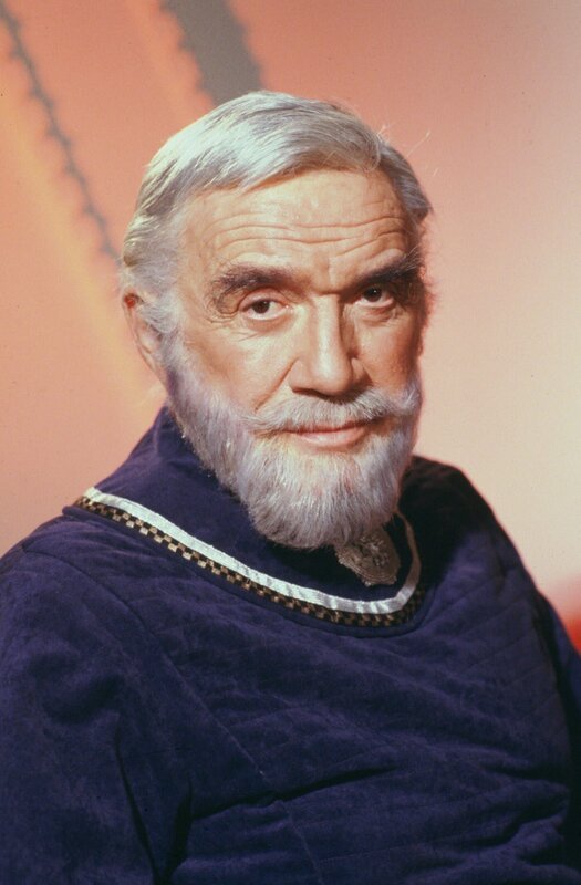 Commander Adama (Lorne Greene). – Bild: RTL