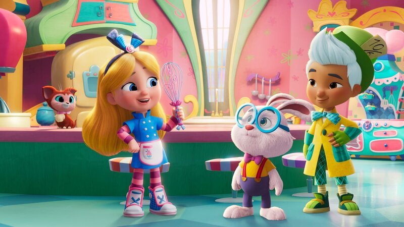 L-R: Alice, Fergie the White Rabbit, Hattie – Bild: Disney Channel