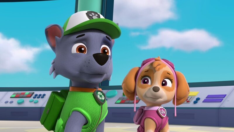 L-R: Rocky, Skye – Bild: ViacomCBS