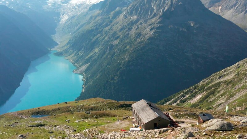 Schlegeisspeicher mit Olpererhütte. – Bild: Bergblick
