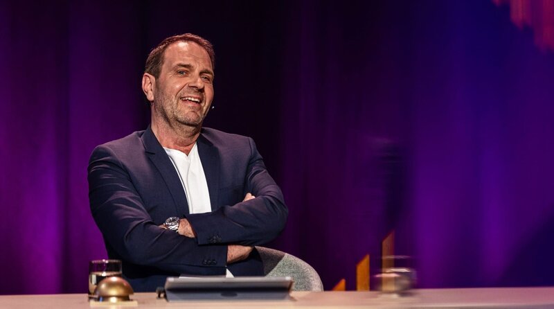 Heute zu Gast bei Oliver Kalkofe: Peter Rütten – Bild: WDR/​Marcel Langer