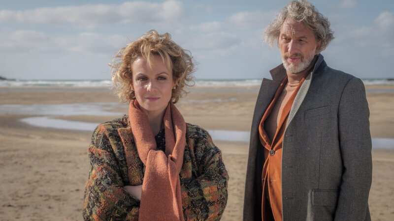 Lisa (Anja Nejarri) und Andrew (Rufus Beck) stellen sich ihrer Vergangenheit. – Bild: ZDF/​Jon Ailes