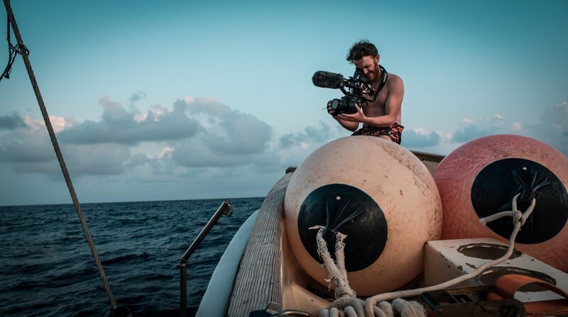Nico filmt. – Bild: Discovery Communications, LLC