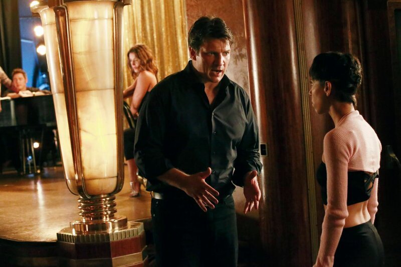 First from the left: Richard Castle (Nathan Fillion) – Bild: Universal TV (DE) /​ Mitch Haaseth /​ ABC /​ American Broadcasting Companies
