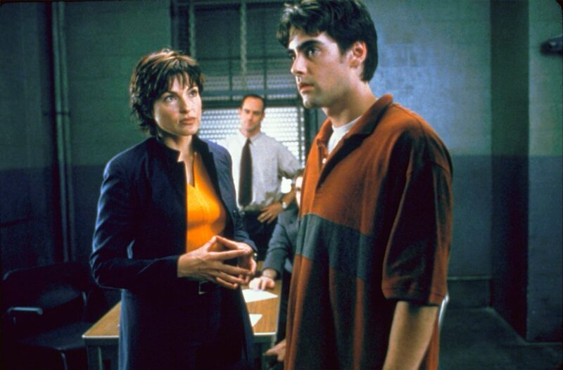 Adam Kaufman as Ted Kotcheff Christopher Meloni as Detective Elliot Stabler Mariska Hargitay as Olivia Benson – Bild: 2001 Universal Network Television (C)13TH STREET Photocredit Mandatory, Editorial Use Only, NO archive, NO Resale