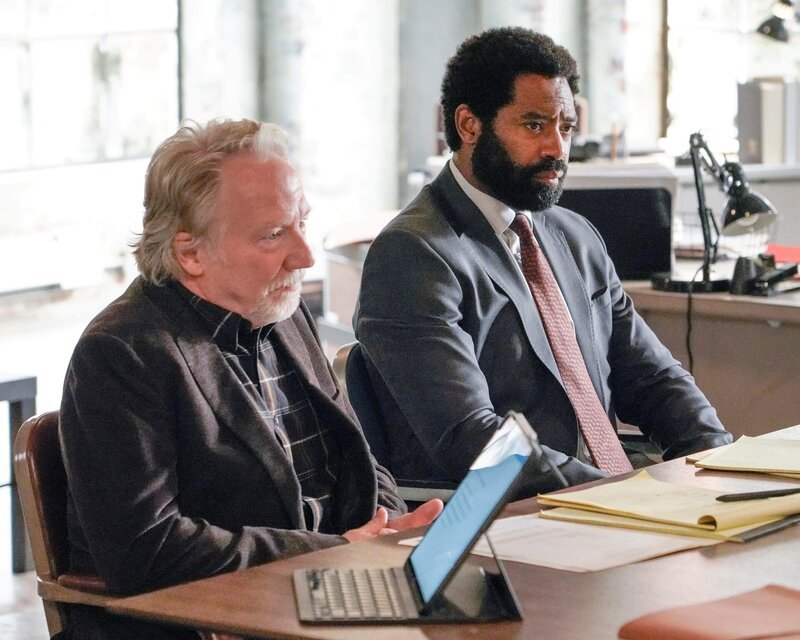 l-r: Henry Roswell (Timothy Busfield), – Bild: 2020 American Broadcasting Companies, Inc. All rights reserved.