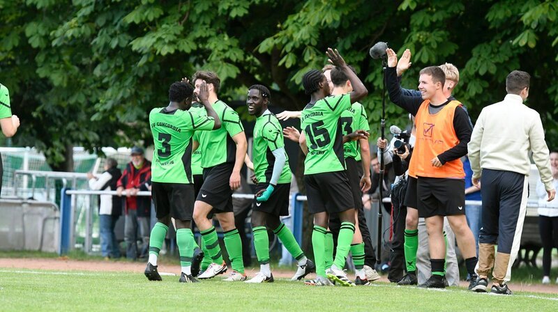 Der Verein SV Concordia Nowawes 06 setzt sich für diskriminierungsfreien Fußball ein. – Bild: rbb/​Jan Kuppert /​ rbb Presse & Information