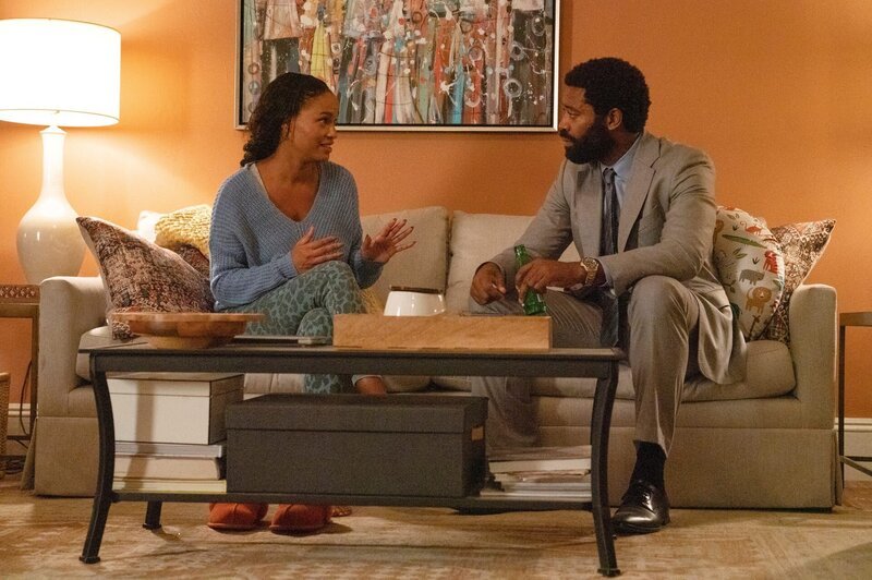 l-r: Marie Wallace (Joy Bryant), Aaron Wallace (Nicholas Pinnock) – Bild: 2020 American Broadcasting Companies, Inc. All rights reserved.
