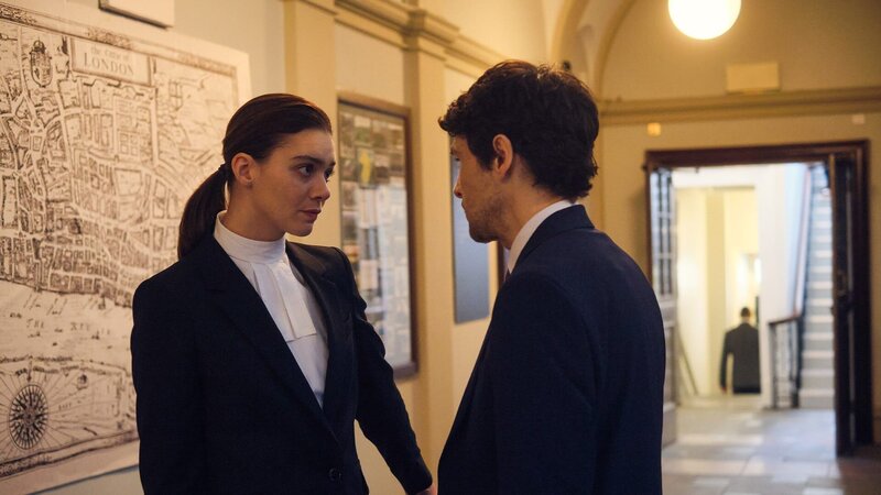 Ingrid Lewis (Emma Appleton) und John Webster (Colin Morgan) – Bild: AXN