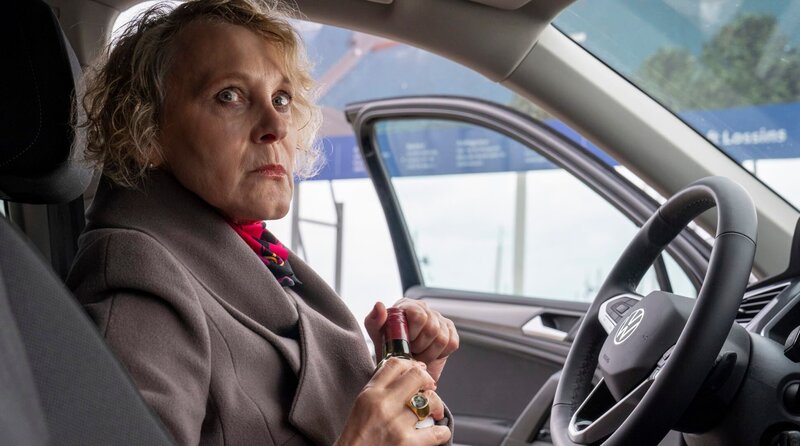 Im Netz der Gier – Bild: ARD Degeto/​Olivver Feist