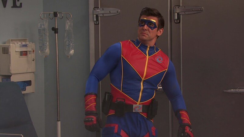 Ray Manchester /​ Captain Man (Cooper Barnes) – Bild: Paramount