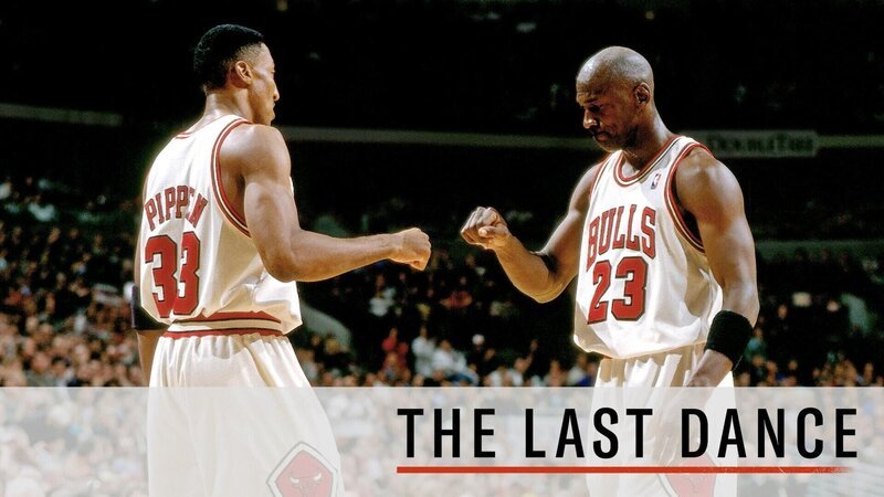 Scottie Pippen (l.) und Michael Jordan (r.) +++ – Bild: RTL /​ ESPN /​ Folge 6