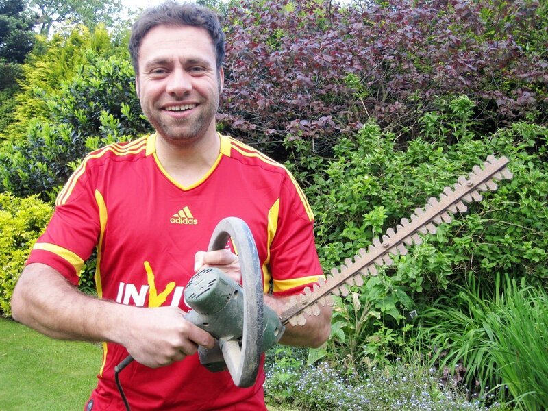 Diplom-Biologe und Hobbygärtner Claus. – Bild: VOX/​Tokee Bros.