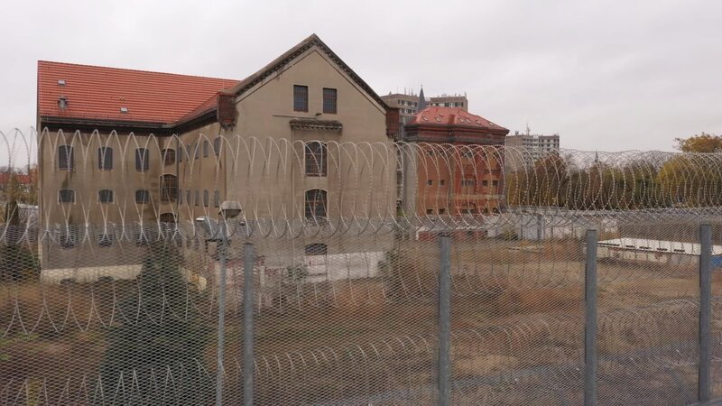 Ehememaliges Jugendhaus in Dessau. – Bild: ZDF und fernsehkombinat /​ René Schröter.