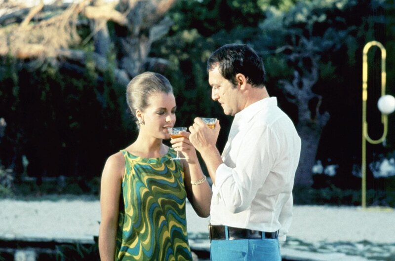 Der Swimmingpool – Bild: ORF/​-. Andere Verwendung