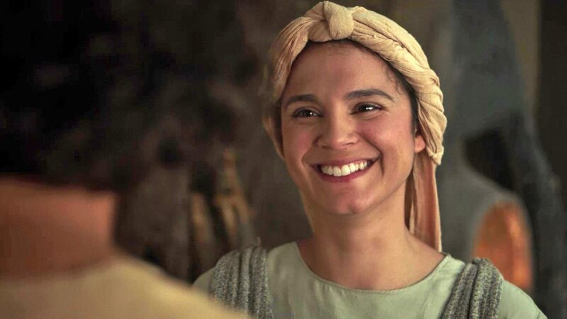 (v.l.) Jesus (Jonathan Roumie), Eden (Lara Silva) – Bild: Bibel TV Redaktion