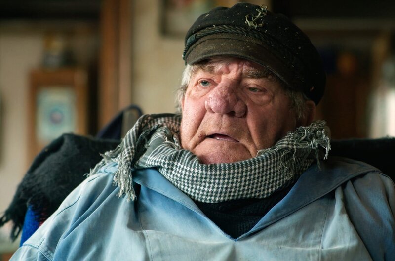 Belgien - Krabbenfischen mit Pferden – Bild: Thomas van der Gronde /​ Krabbenfischer Marius Dugardein hat als junger Mann bei den legendären Islandfahrten angeheuert, die an der belgischen Küste starteten, um in den nördlichen Gewässern nach Kabeljau zu fischen.