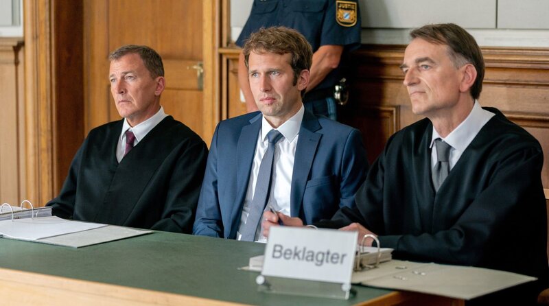 Servus, Euer Ehren – Bild: ARD Degeto/​Moovie GmbH/​Marc Reimann