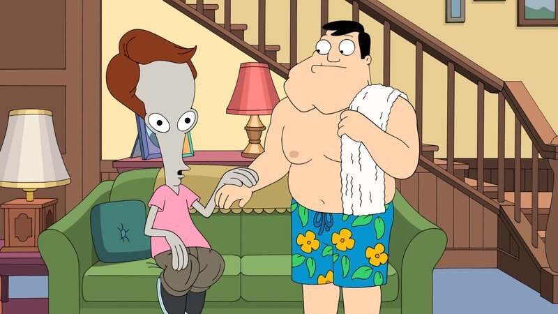 L-R: Roger, Stan – Bild: ViacomCBS /​ FOX /​ 2014 FOX BROADCASTING /​ AMERICAN DAD and 2014 TCFFC ALL RIGHTS RESERVED.