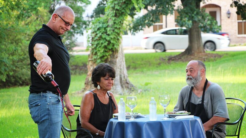 Robert Irvine (l.) – Bild: Warner Bros. Discovery