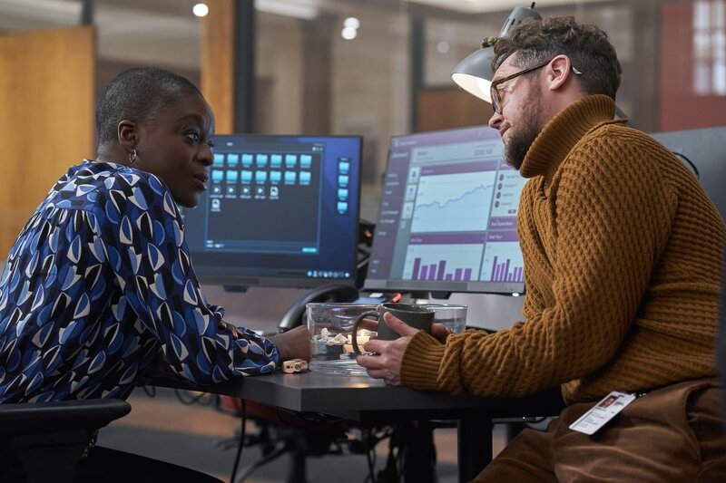 l-r: Kemi Adebayo (Adeola Role), C Hemingway (Petey J. Gibson) – Bild: Philippe Bosse /​ Philippe Bosse/​Fox/​Sony Pictures Television /​ © Fox