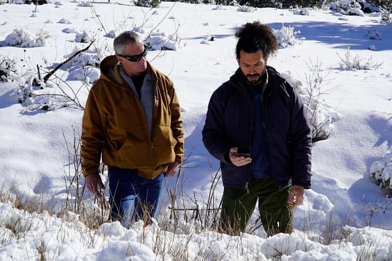 Andy Bustamante (r.) – Bild: IRON MINE MEDIA INC. /​ THE HISTORY CHANNEL/​IRON MINE MEDIA INC./​IRON MINE MEDIA INC.