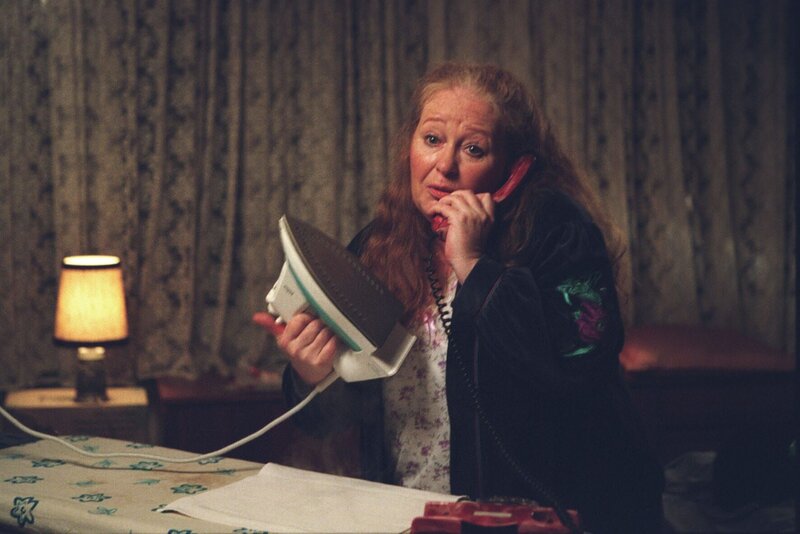 Heiratsschwindlerin mit Liebeskummer – Bild: SAT.1 /​ Astrid Wirth Eigenproduktionsbild frei