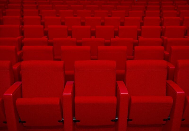 kinokino – das Filmmagazin: Die wichtigsten Kinoneustarts der Woche, alles über Filmemacher und Stars, Filmpreise und Filmfestivals. – Bild: BR/​Natasha Heuse