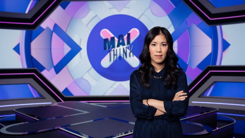 Nach ihrer Elternzeit moderiert Mai Thi Nguyen-Kim in ihrer unvergleichlichen Weise die neuen Folgen von „MAITHINK X – Die Show“. In der ersten Sendung beschäftigt sie sich mit dem „Populismus“. – Bild: ZDF und ben knabe./​ben knabe