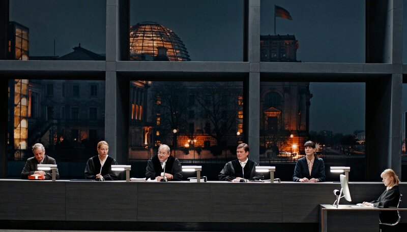 Terror - Ihr Urteil – Bild: ARD Degeto/​Moovie GmbH/​Julia Terjung