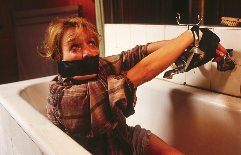 Ein einsames Haus am See – Bild: SAT.1 /​ Norbert Kuhroeber