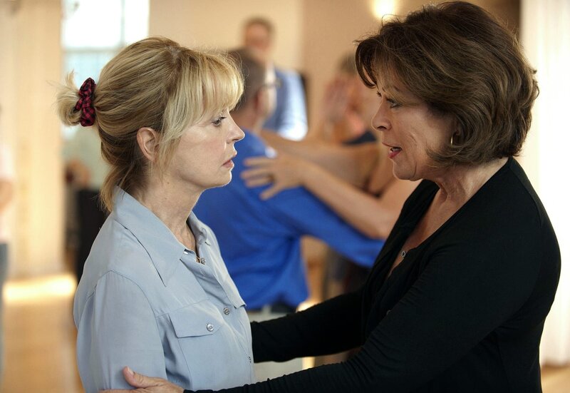 Zwei übern Berg – Bild: PLURIMEDIA (ARD Degeto /​ BR /​ Walter Wehner)