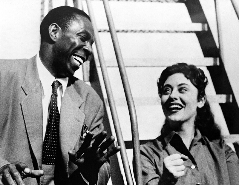 Liebe, Tanz und 1000 Schlager – Bild: ORF/​CCC Film