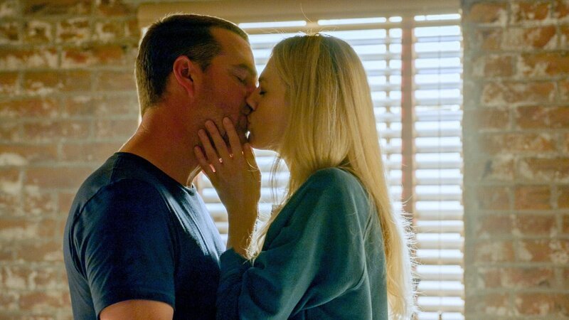 Special Agent G. Callen (Chris O’Donnell, l.); Anna Kolcheck (Bar Paly, r.) – Bild: ORF/​Sevenone International/​CBS
