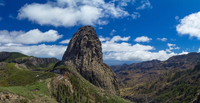 La Gomera, Canary islands, volcanic plug Roque de Agando, panorama – Bild: depositphotos La Gomera, Canary islands, volcanic plug Roque de Agando, panorama – Bild: depositphotos