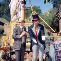 Elliott, das Schmunzelmonster – Bild: Disney