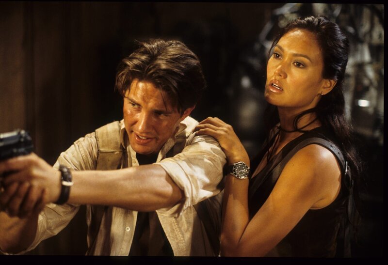 L-R: Nigel Bailey (Christen Anholt), Sydney Fox (Tia Carrere). – Bild: AXN